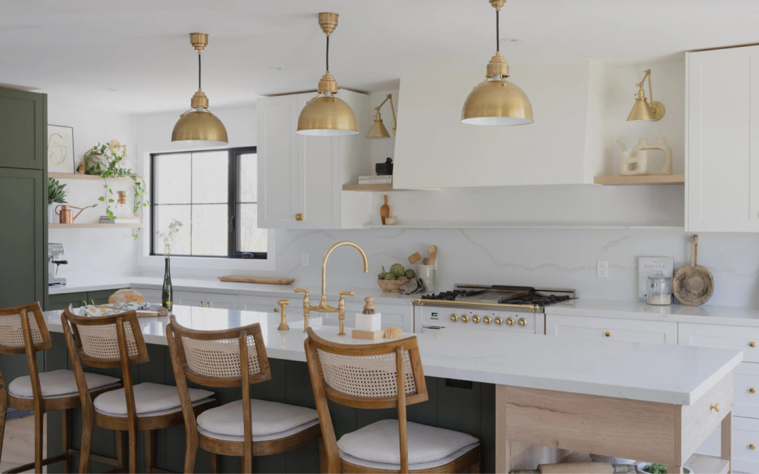 If You Choose Calacatta Gold Quartz, Read This First!